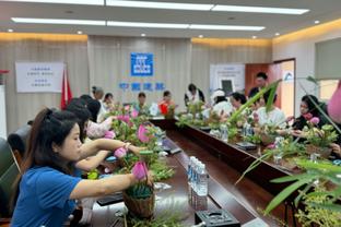 净打铁了！小哈达威首节6中0颗粒无收